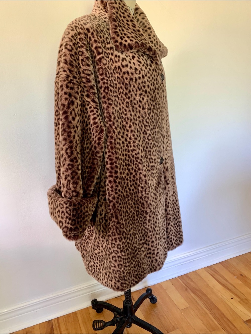 Vintage Holt Renfrew Faux Fur Leopard Coat - Picture 3 of 9